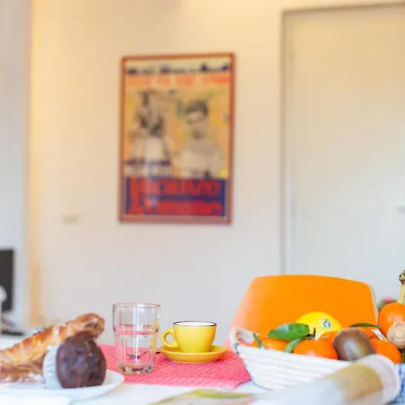 Cosy Close To Parco Appia Antica Zeno 63 * Rome